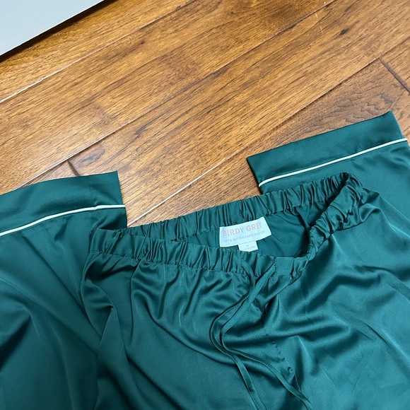 Birdy Grey Jonny Long Sleeves And Pants Satin PJ Set Emerald Green Medium - Picture 4 of 10